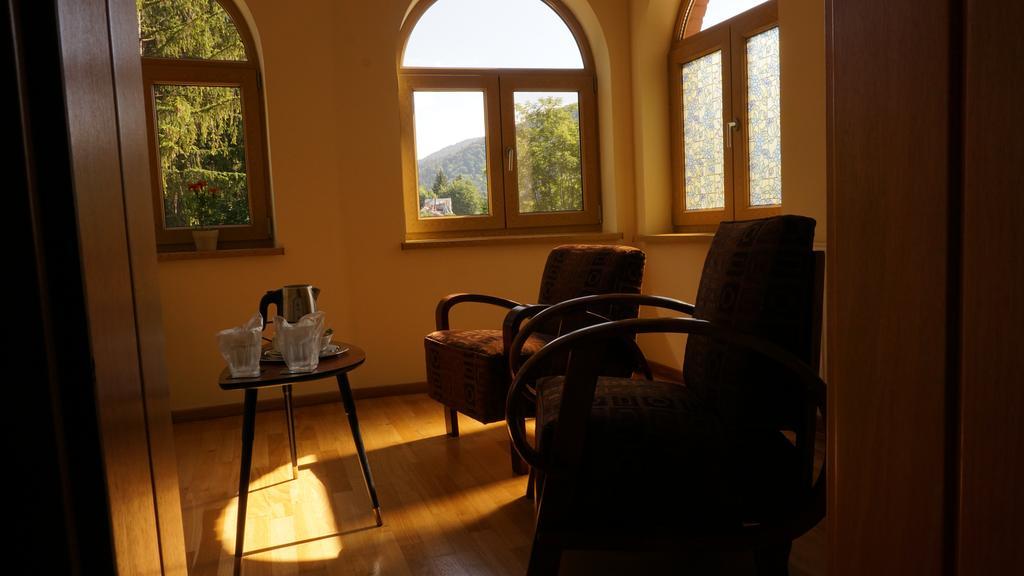 Vila Arizto Sinaia Exteriör bild